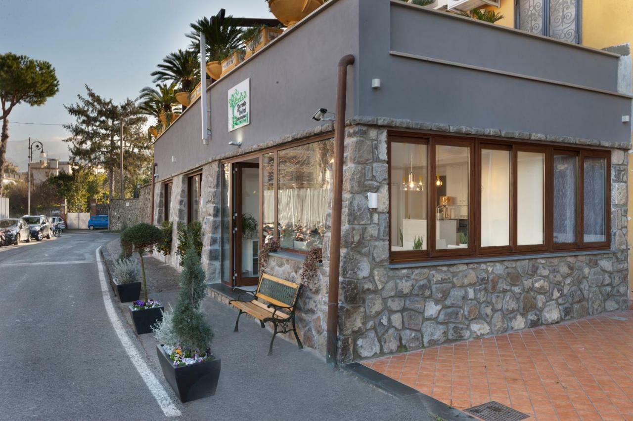 B&B Sorrento Central エクステリア 写真